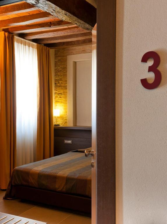 Locanda Sant'Ambrogio Rivalta 部屋 写真