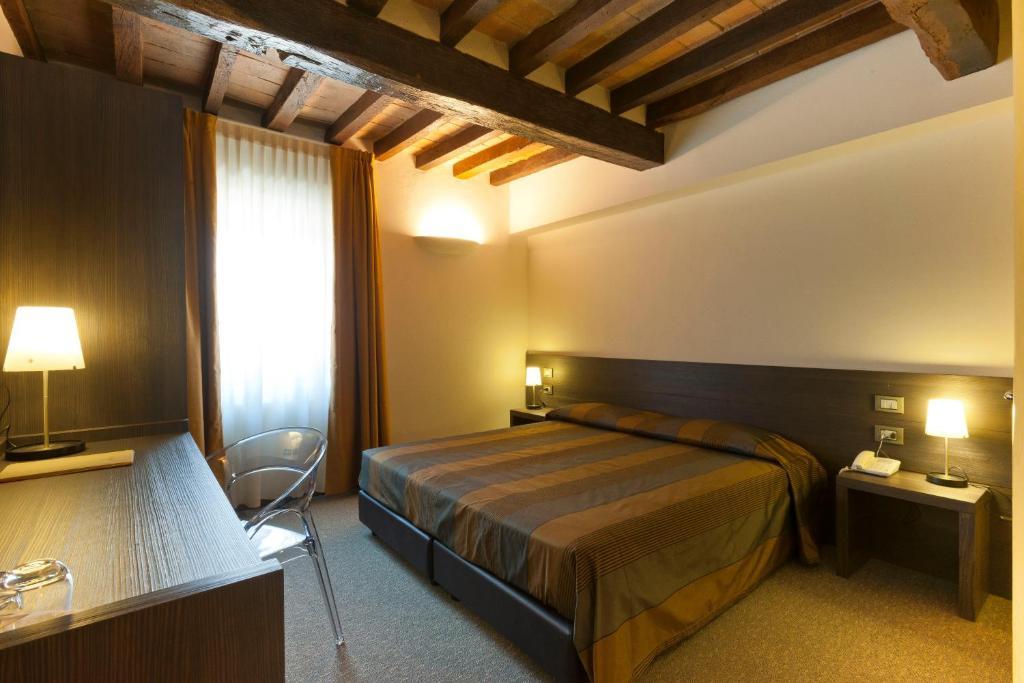 Locanda Sant'Ambrogio Rivalta 部屋 写真